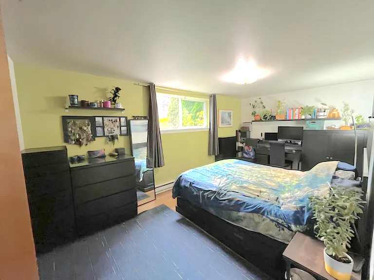 Bedroom 2 - very large