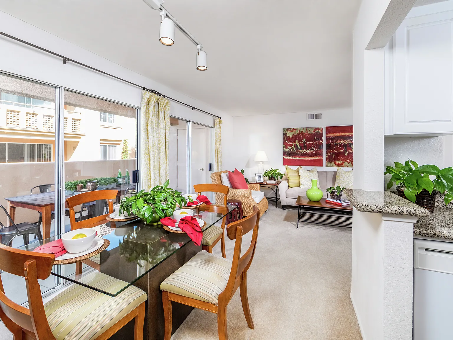 San Leon Villa Apartment Homes — Photo 3