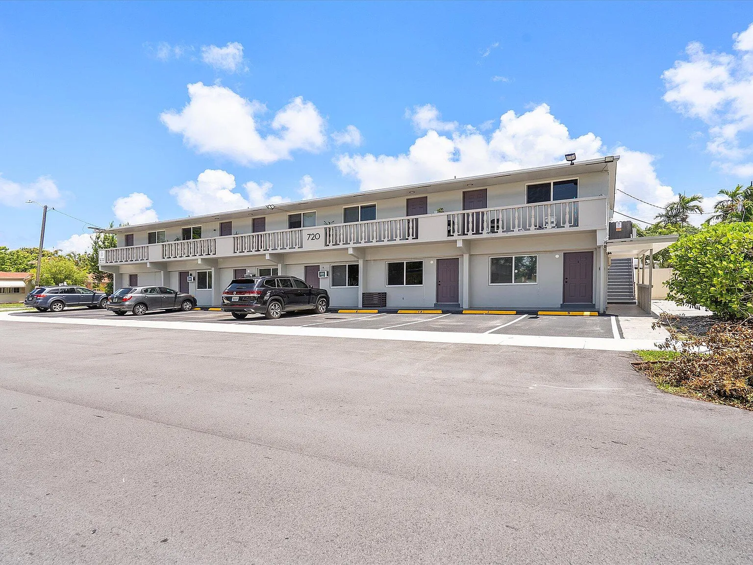 1 bed, 1.0 bath, 450 sqft, $1,750 — Photo 3