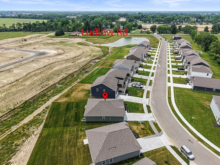 954 Sherwood Loop — Photo 43