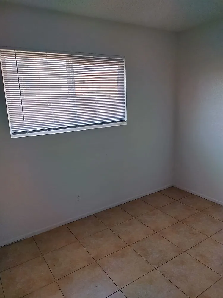 2 bed, 700 sqft, $1,595 — Photo 4