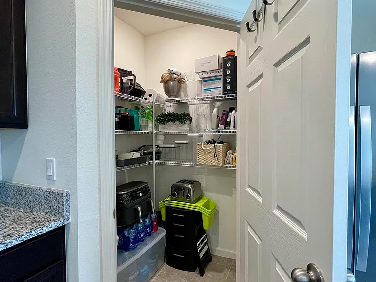 10574 SW Cambria Ln — Photo 17