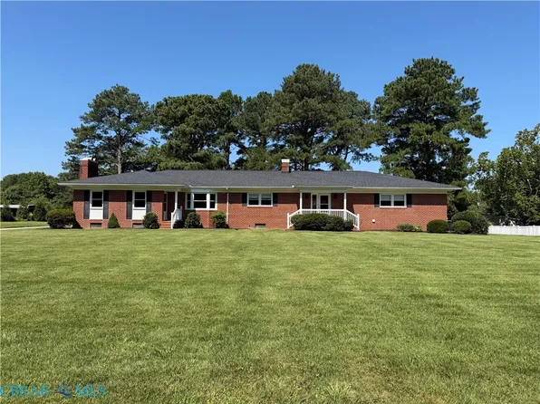 143 Watson Lndg, Saluda, VA 23149