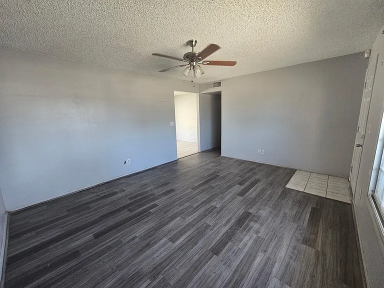 2932 E Pershing Ave — Photo 5