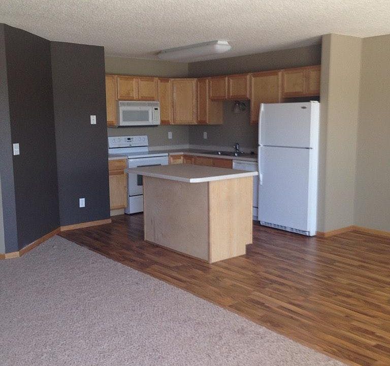 1st image of 884 37th Ave S APT 6
