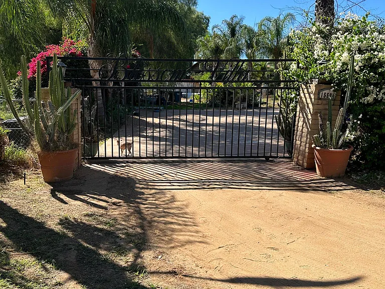 15504 Hawley Pl — Photo 1