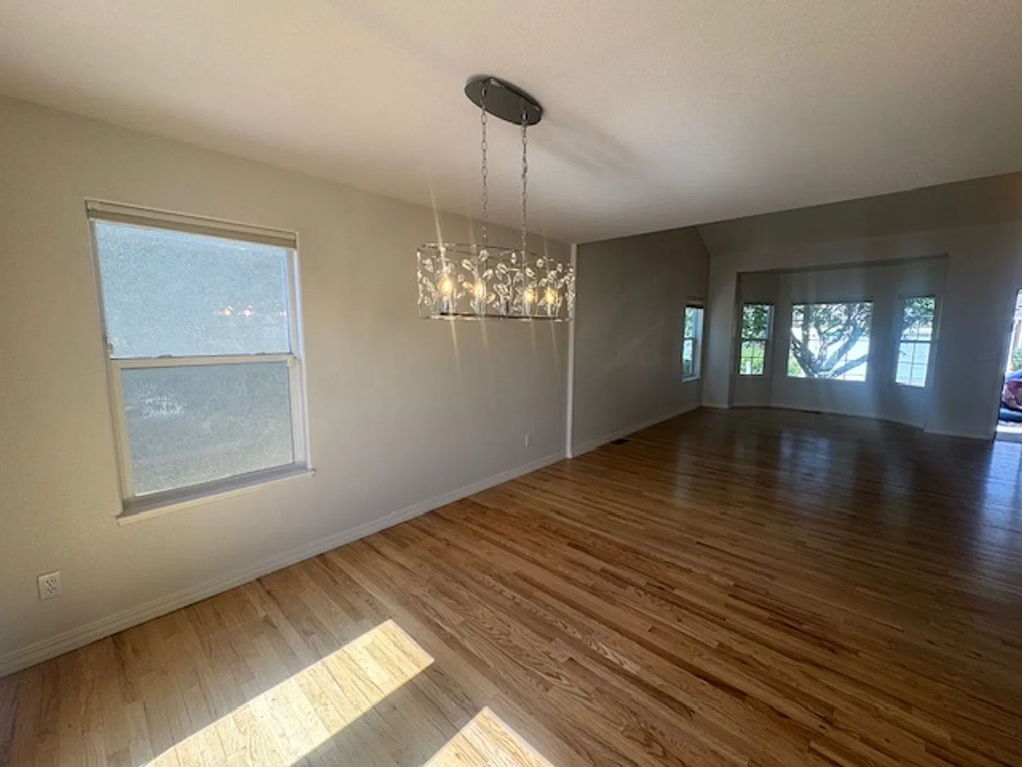Spacious 3-Bedroom, 3-Bath Home with Open-Space Views & Attached Garage — Photo 4