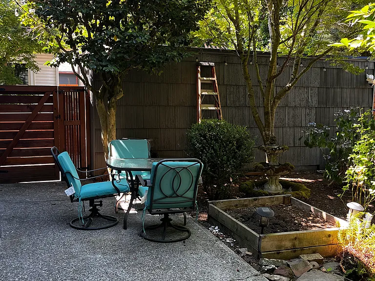25 N Stafford St — Photo 52