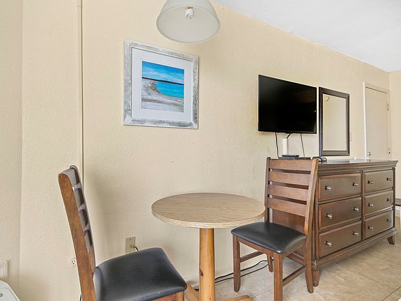 4th image of 9550 Shore Dr #1031