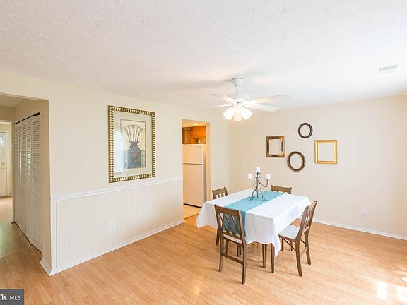 3rd image of 10116 Statesboro Ct