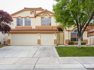 8205 Spring Arts Ave, Las Vegas, NV 89129