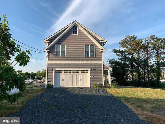 2nd image of 21572 Chicken Point Rd