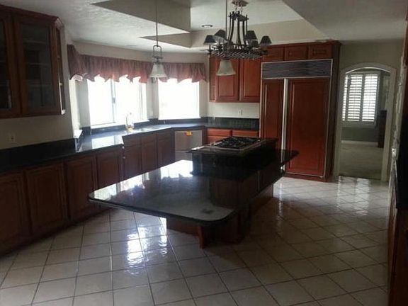 5th image of 1884 Brentwood Dr