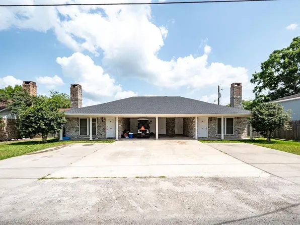 1807 Monta St #B1, Liberty, TX 77575
