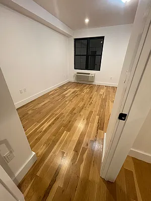 Rented by Brick Real Estate | media 11