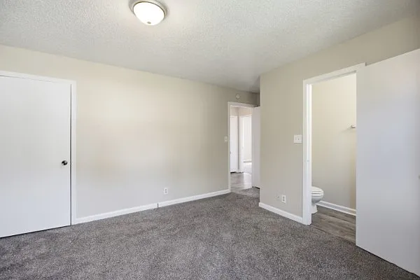 700 Shelton Cir — Photo 9