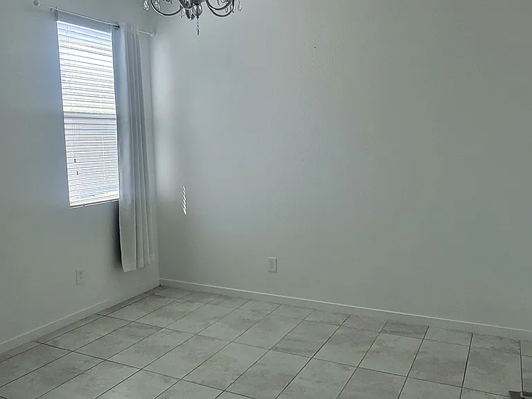 9817 W Southgate Ave — Photo 29