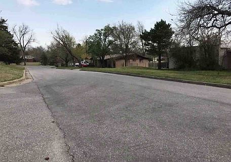 2nd image of 3166 S 74th Ave
