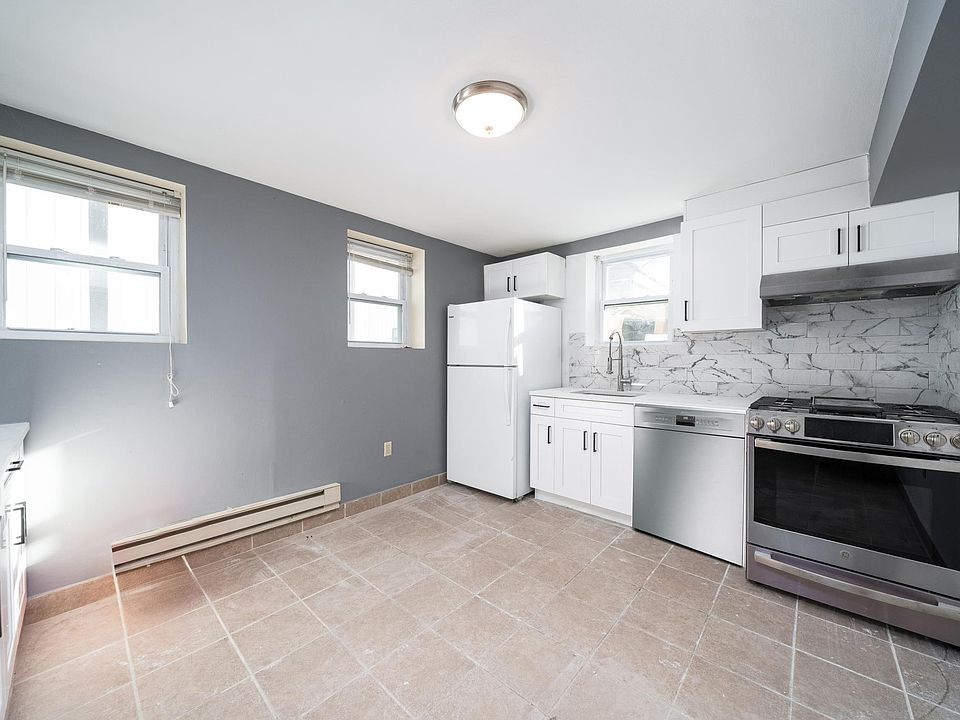 1st image of 312 Grant Ave Floor 1