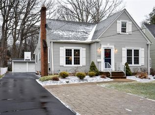 539 Upland Rd, Bay Village, OH 44140