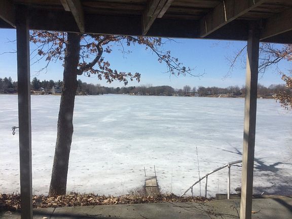 3rd image of 371 Rainbow Lake Dr