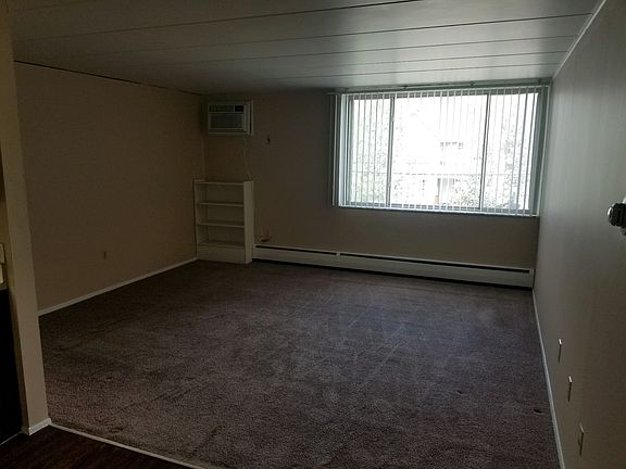 4th image of 590 E Buchtel Ave APT 32