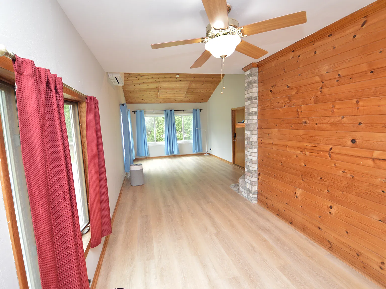 3 bed, 1900 sqft, $1,975 — Photo 4