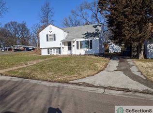 9529 Harold Dr, Saint Louis, MO 63134