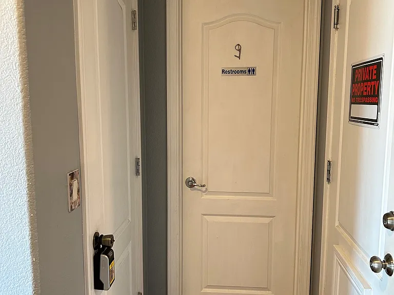 1707 Rio Grande Way — Photo 15