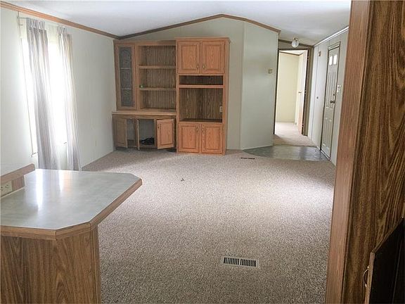 2nd image of 107 Knobvue Dr