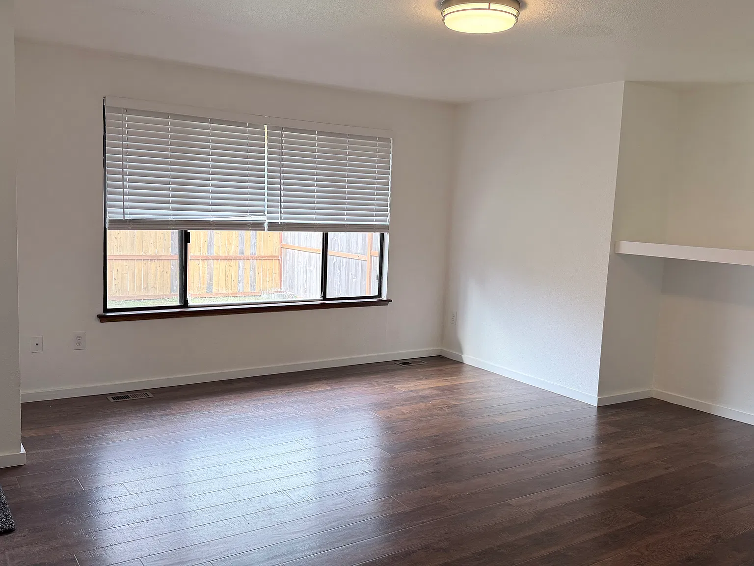 2 bed, 1200 sqft, $1,900 — Photo 3