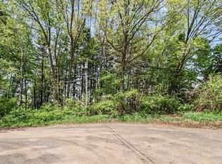 67544 Thunderbird Dr, Sturgis, MI 49091