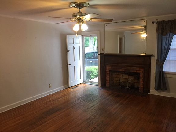 4th image of 509 Charlton St