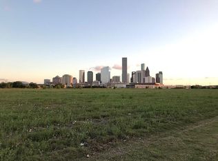 2601 Mills St, Houston, TX 77026