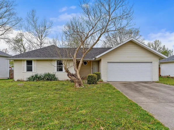 5661 S Dayton Avenue, Springfield, MO 65810