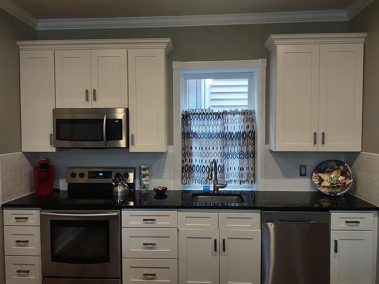 3144 Woodbine Ave #B — Photo 3