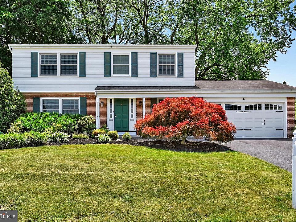 1st image of 826 Bluegrass Rd