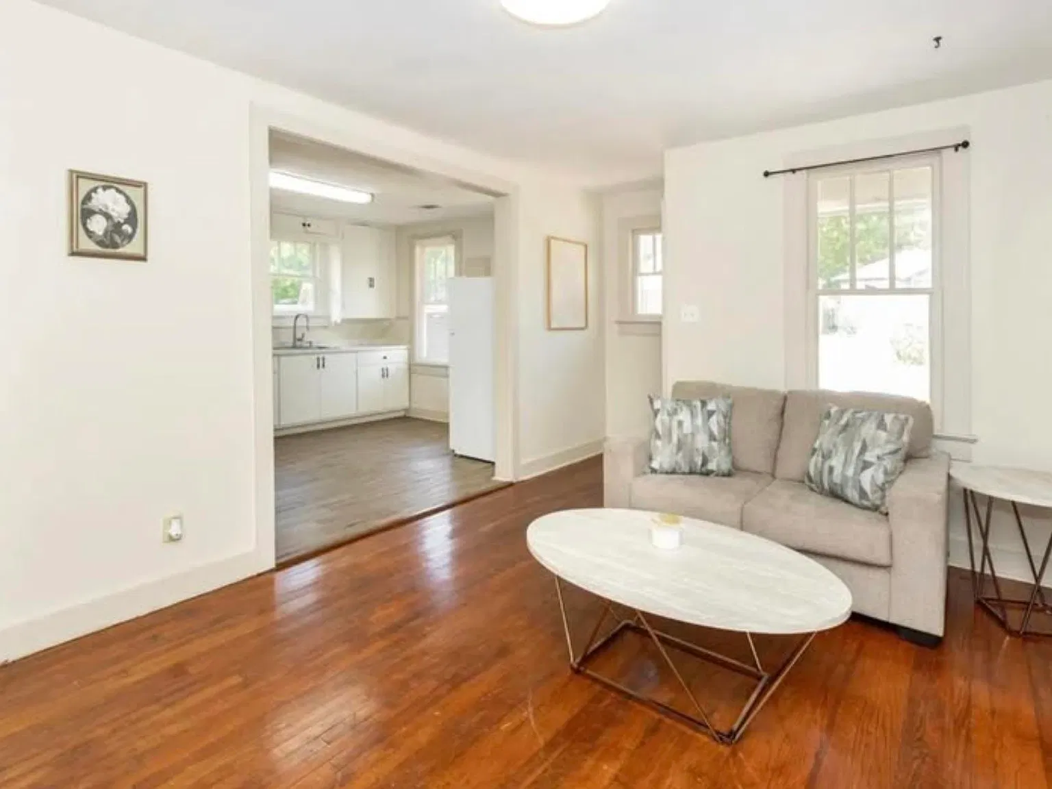2 bed, 700 sqft, $1,350 — Photo 4
