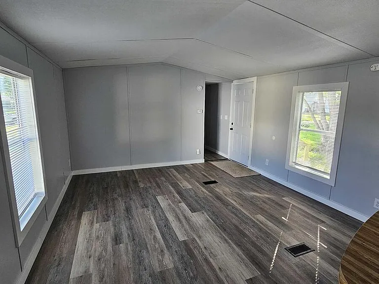 2737 W Washington Ctr #339 — Photo 4