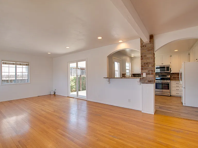 5015 Art St — Photo 2