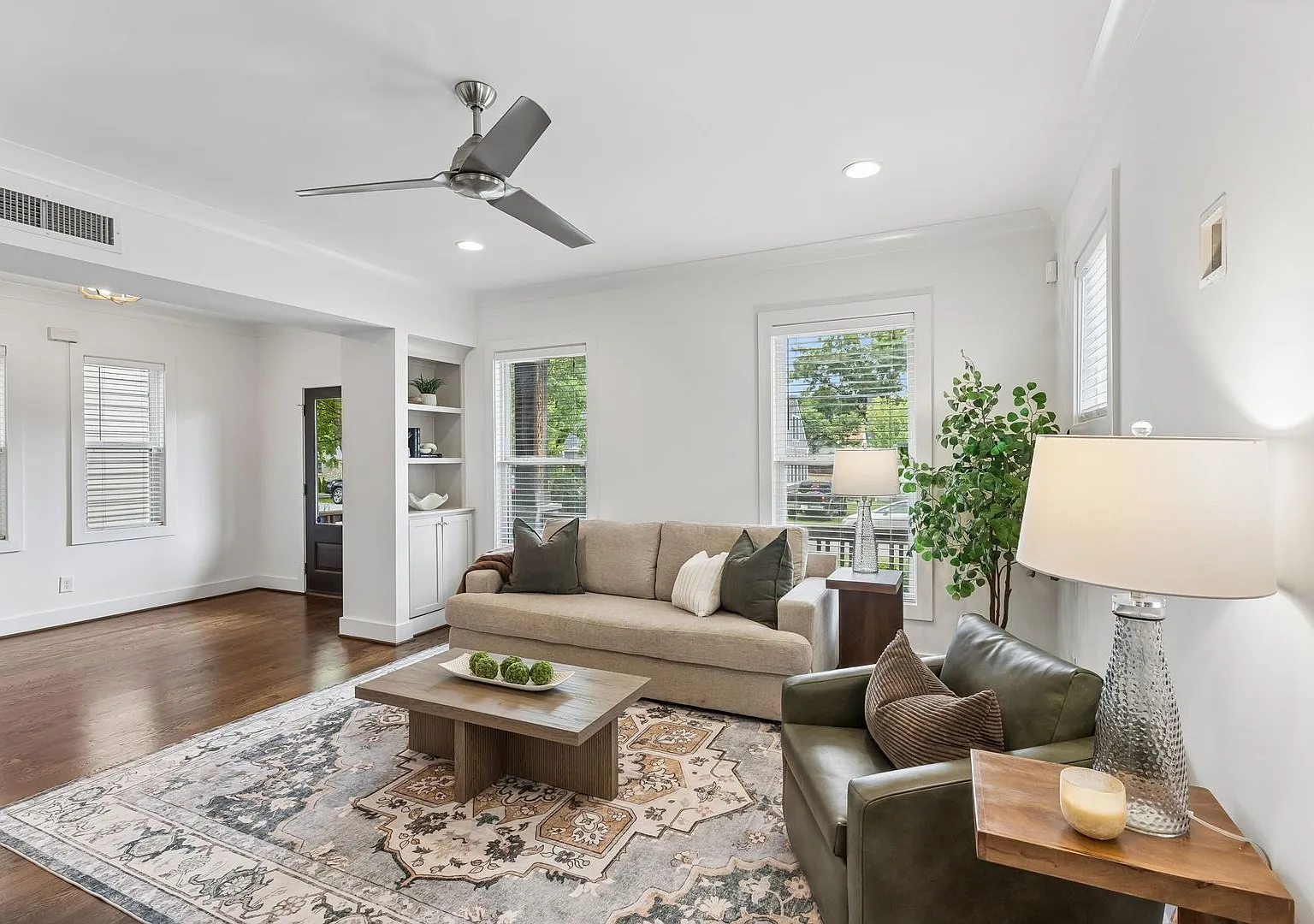 Walkable 4 Bedroom Home in East Nashville — Photo 4