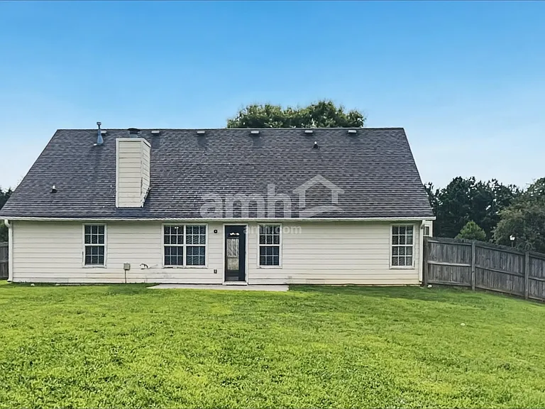 1552 Armende Cir — Photo 17