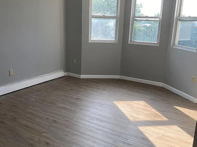 266 S 1st St #5C — Photo 2