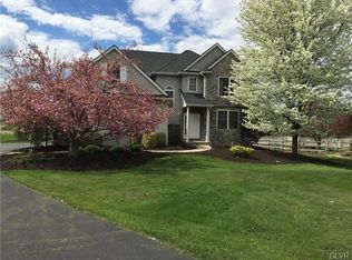 3222 Watermill Dr, Macungie, PA