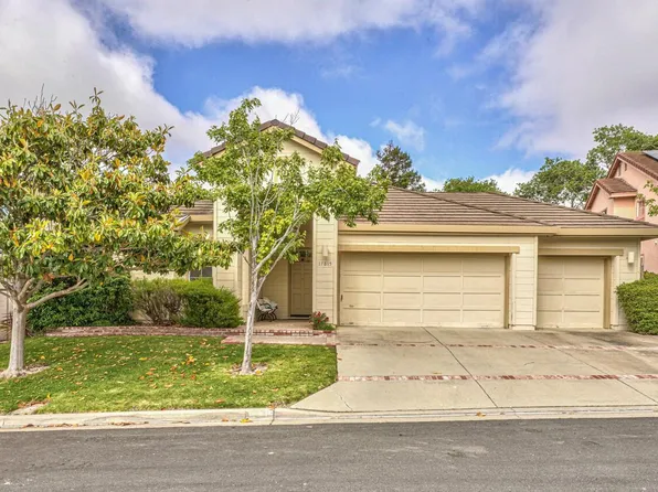 17815 Riverbend Rd, Salinas, CA 93908