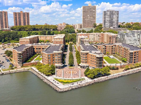 20 Avenue At Port Imperial APT 404, West New York, NJ 07093