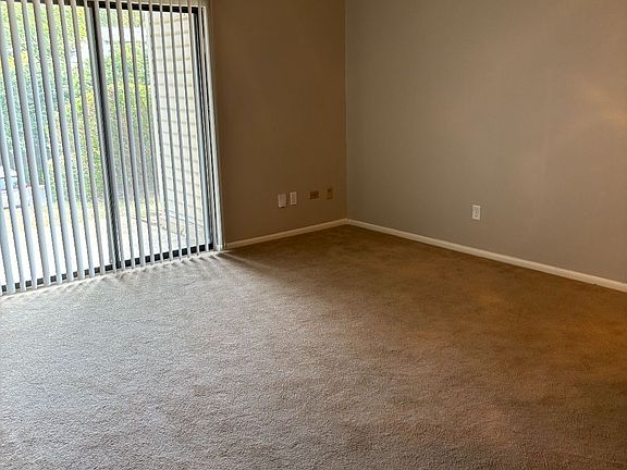 3rd image of 488 Prospect Creek Dr