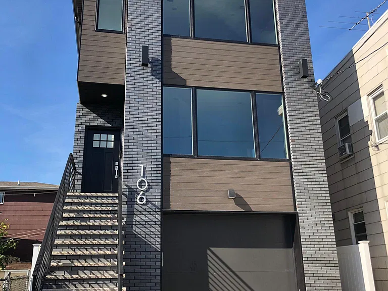 106 Patterson St — Photo 2