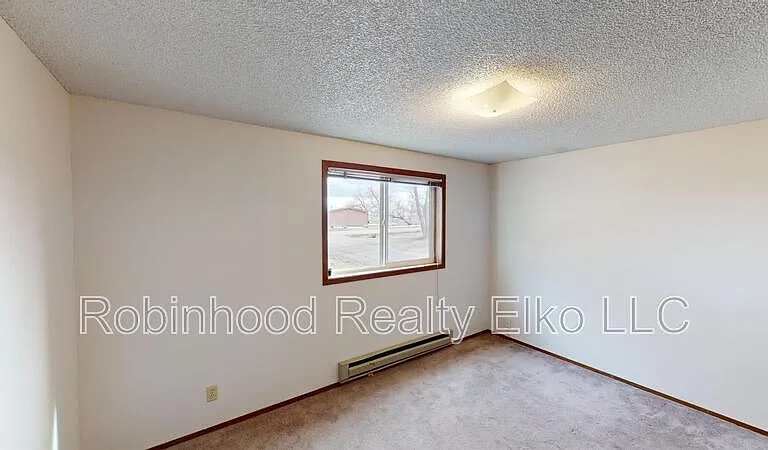 778 Lamont Dr — Photo 17