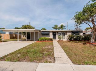1338 Crest Dr, Lake Worth, FL 33461